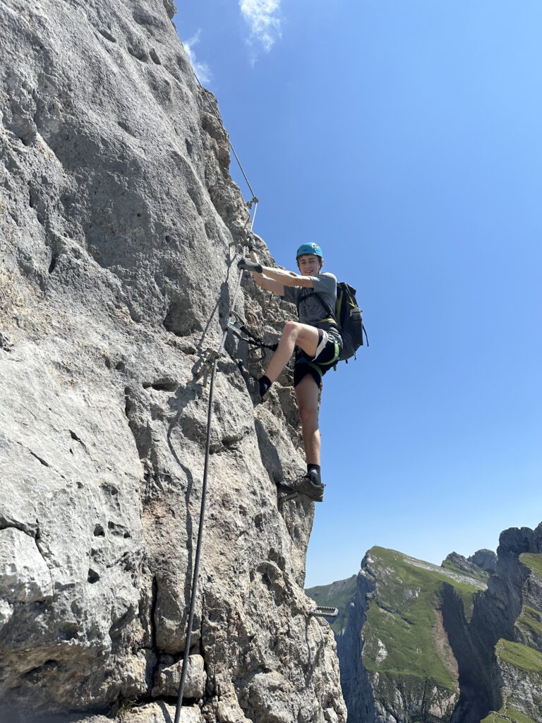 Anspruchsvoll geht es auf den Hochiss hinauf